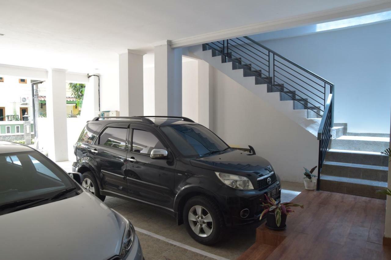 Grhatama Guest House Kejayan 외부 사진